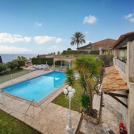 Immogroom- Of 200m2 - Garden - Pool - Sea View - Parking - Wifi *