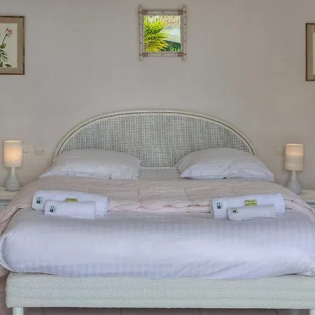 Immogroom- Of 200m2 - Garden - Pool - Sea View - Parking - Wifi *